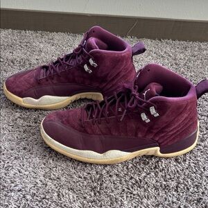 Jordan 12 bordeaux Sneakers
